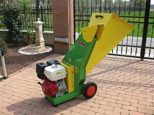 0006810-hacksler-mit-benzinmotor-btsh-6057235f273ab62 Häcksler mit Benzinmotor BTSH 60